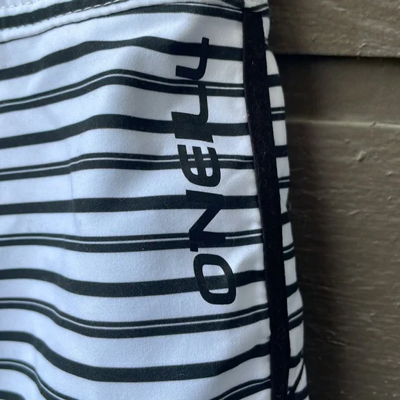 O’Neill Striped Board Shorts - Picture 2 of 7